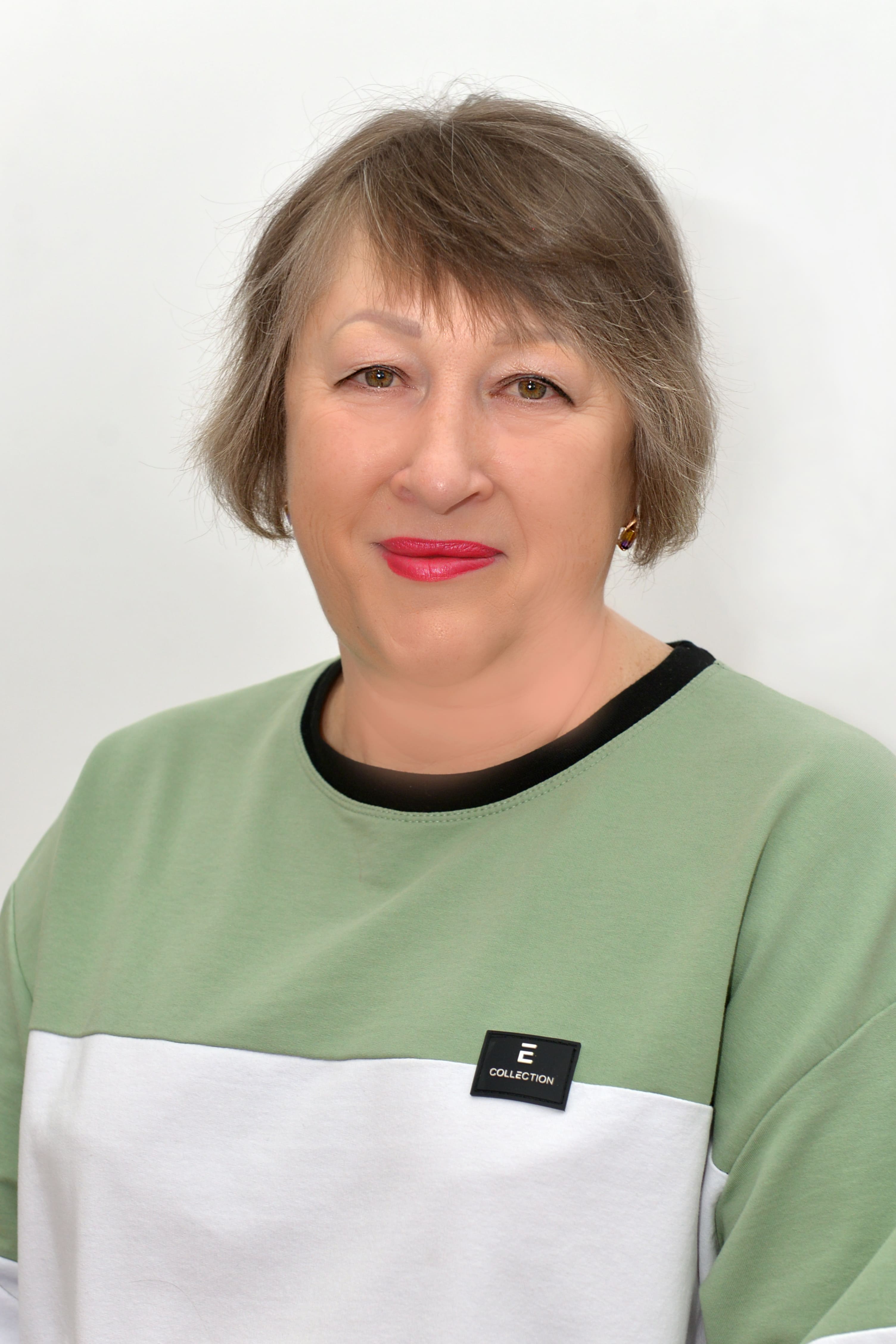 Распопова Юлия Николаевна.